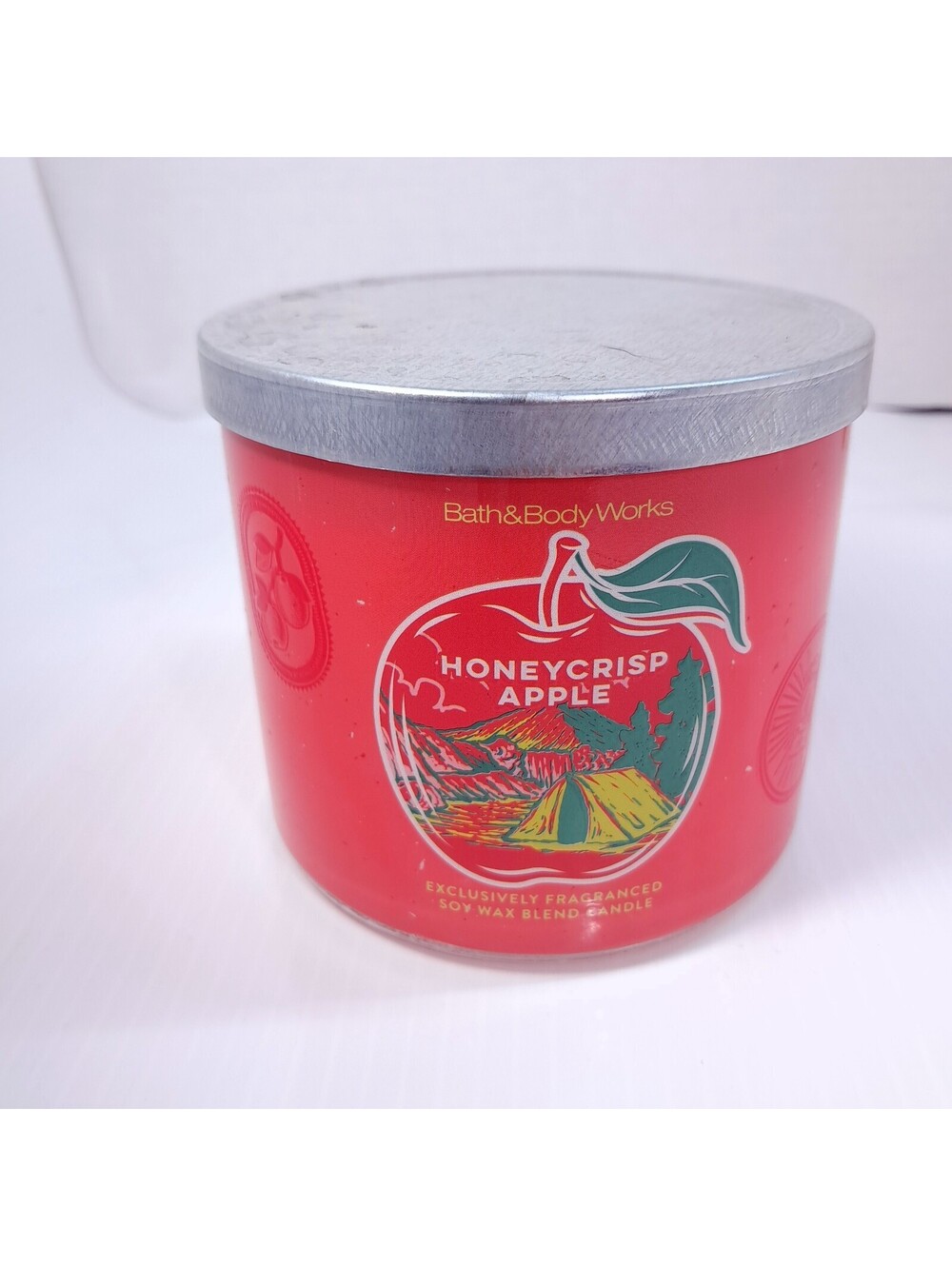 New Bath Body Works Honeycrisp apple candle 3 wick 14.5oz Soy wax blend red